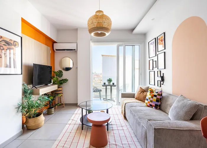 Made With 1-br By Finikoudes Larnaca