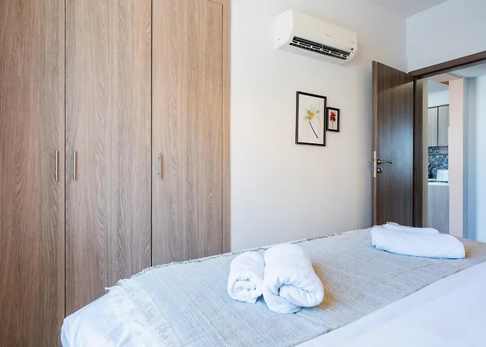 Made With 1-br By Finikoudes Апартаменти *