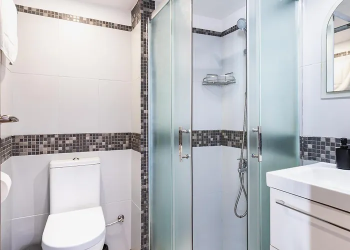 Made With 1-br By Finikoudes Апартаменты *